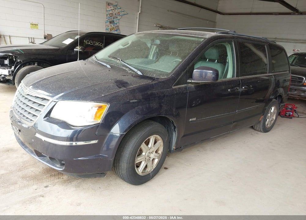 2008 CHRYSLER TOWN & COUNTRY VIN: 2A8HR54P58R828889