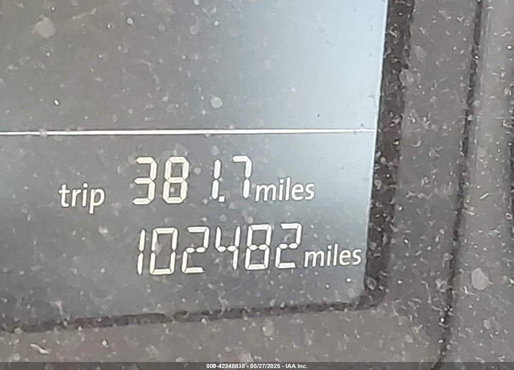 2010 VOLKSWAGEN JETTA VIN: 3VWRZ7AJ7AM058938