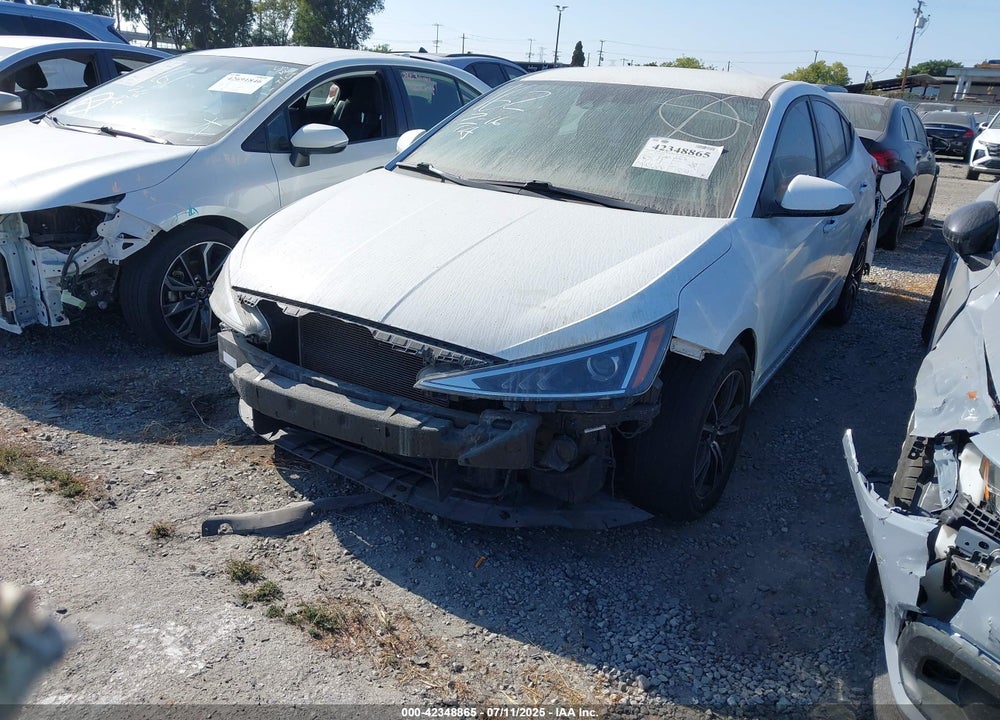 2020 HYUNDAI ELANTRA VIN: 5NPD84LF8LH549311