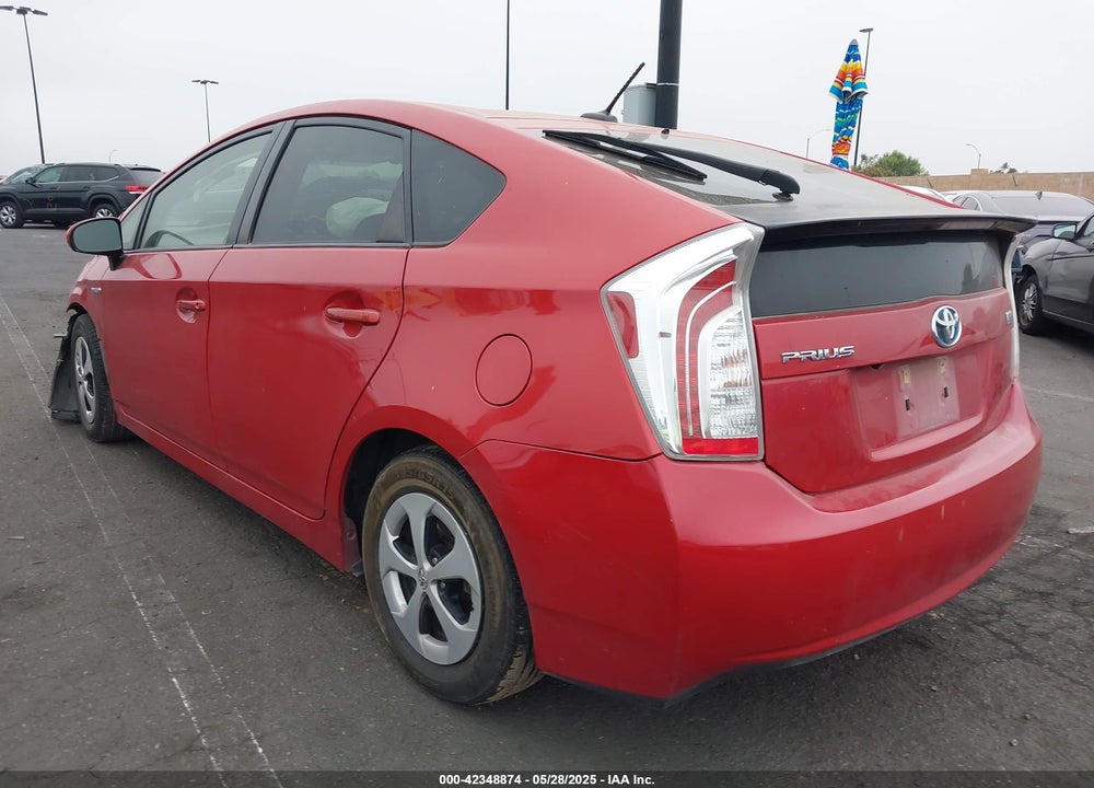 2013 TOYOTA PRIUS VIN: JTDKN3DU5D1647860