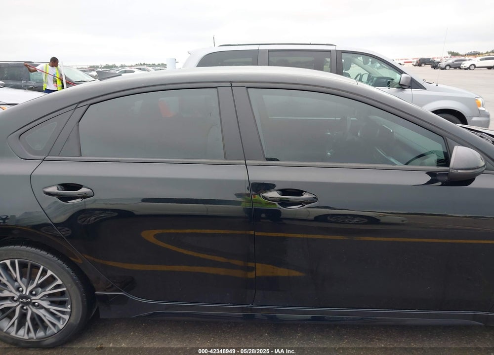2023 KIA FORTE VIN: 3KPF54ADXPE640092