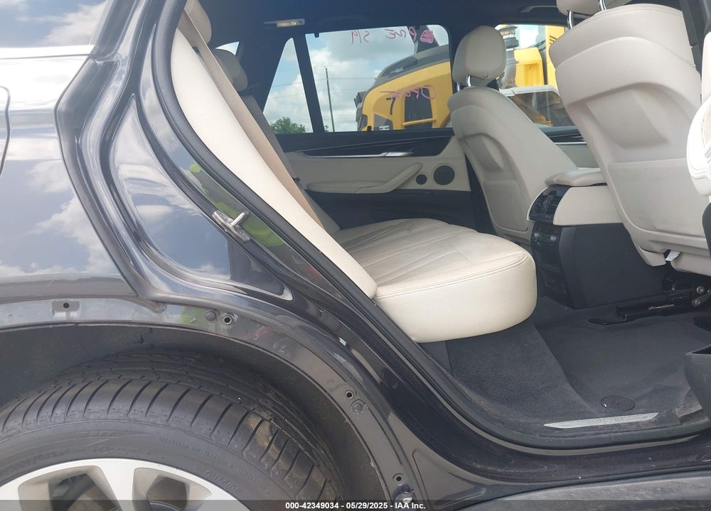 2018 BMW X5 VIN: 5UXKR2C59J0Z22560