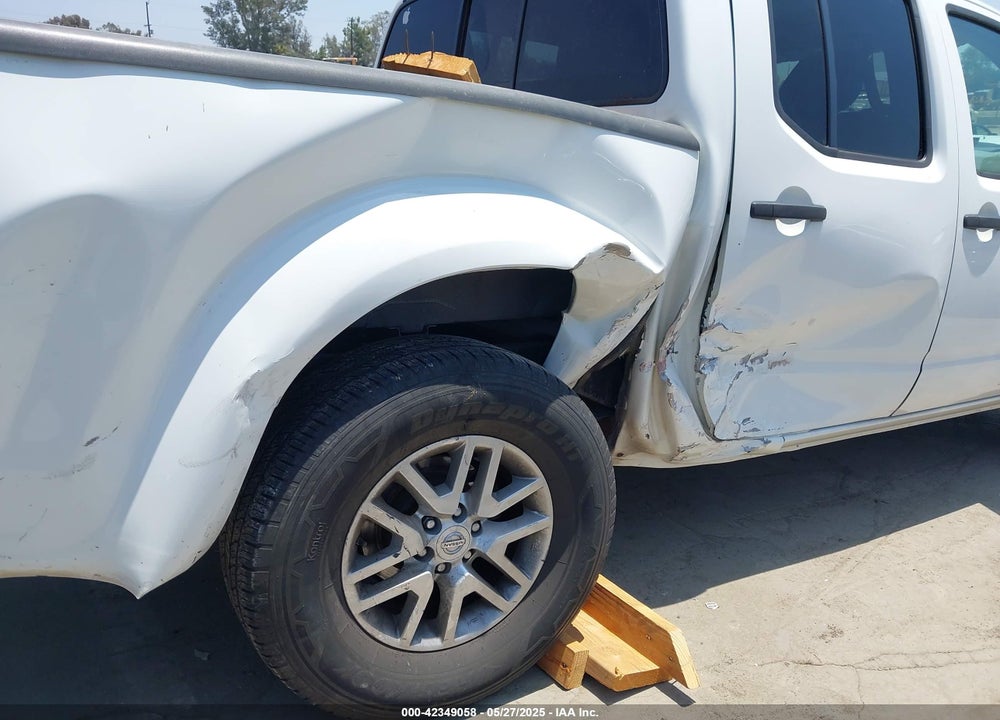 2014 NISSAN FRONTIER VIN: 1N6AD0ER0EN725587