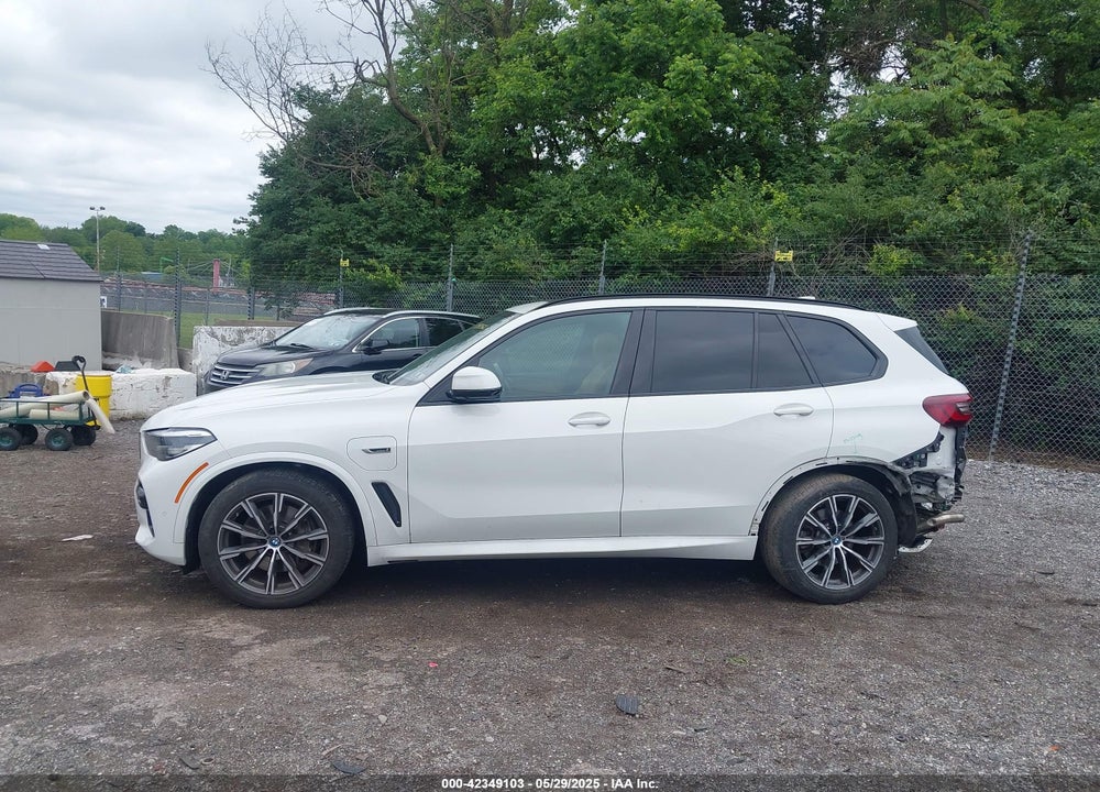 2022 BMW X5 PHEV VIN: 5UXTA6C07N9M99521