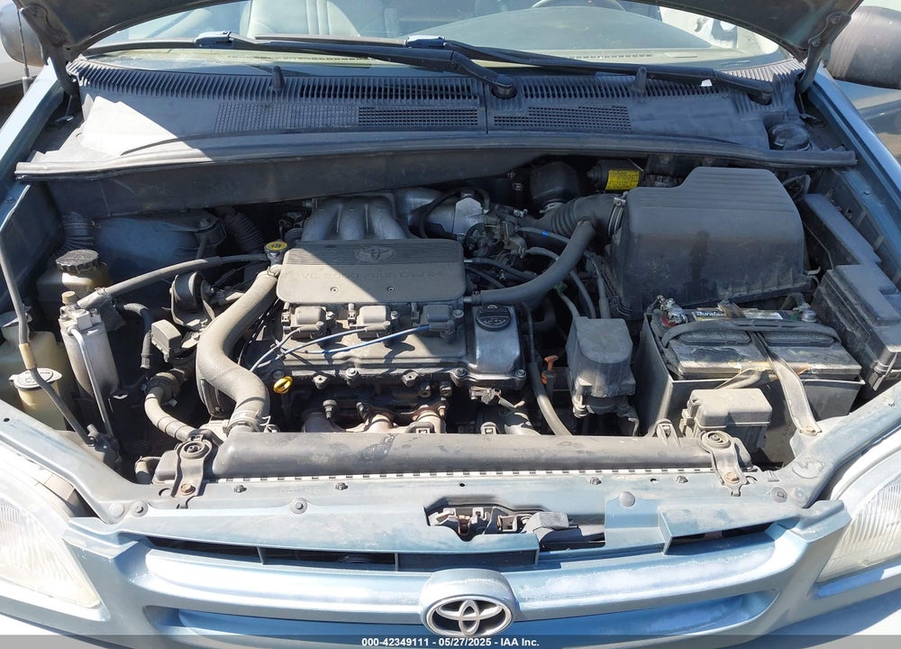 2000 TOYOTA SIENNA CE VIN: 4T3GF19C3YU268662
