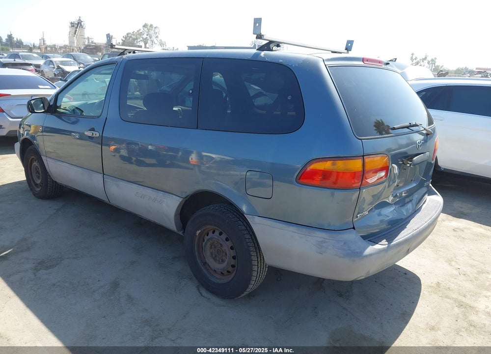 2000 TOYOTA SIENNA CE VIN: 4T3GF19C3YU268662