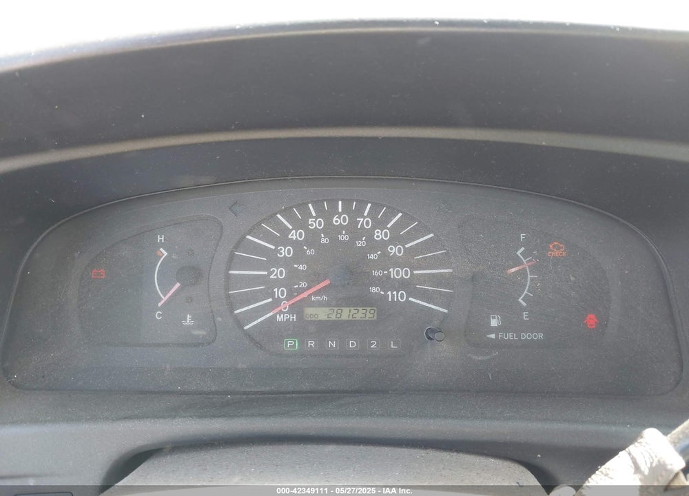 2000 TOYOTA SIENNA CE VIN: 4T3GF19C3YU268662