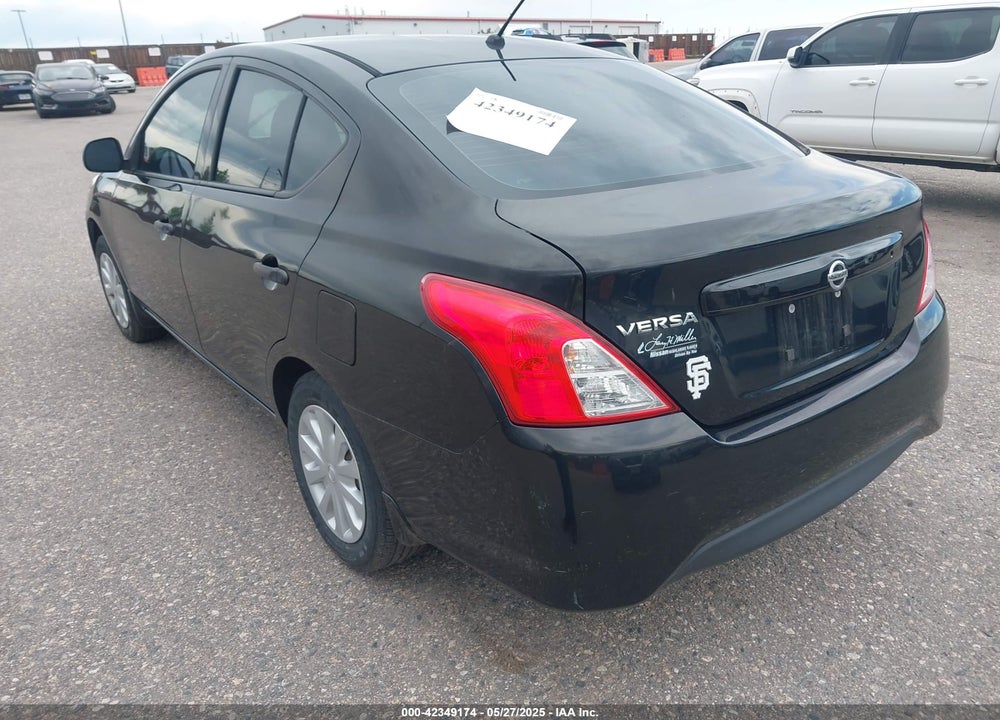 2015 NISSAN VERSA 1.6 S+ VIN: 3N1CN7AP9FL842661