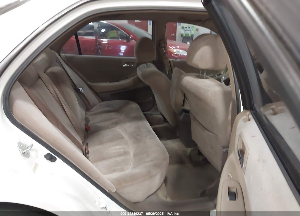 1999 HONDA ACCORD LX VIN: 1HGCG6655XA043768
