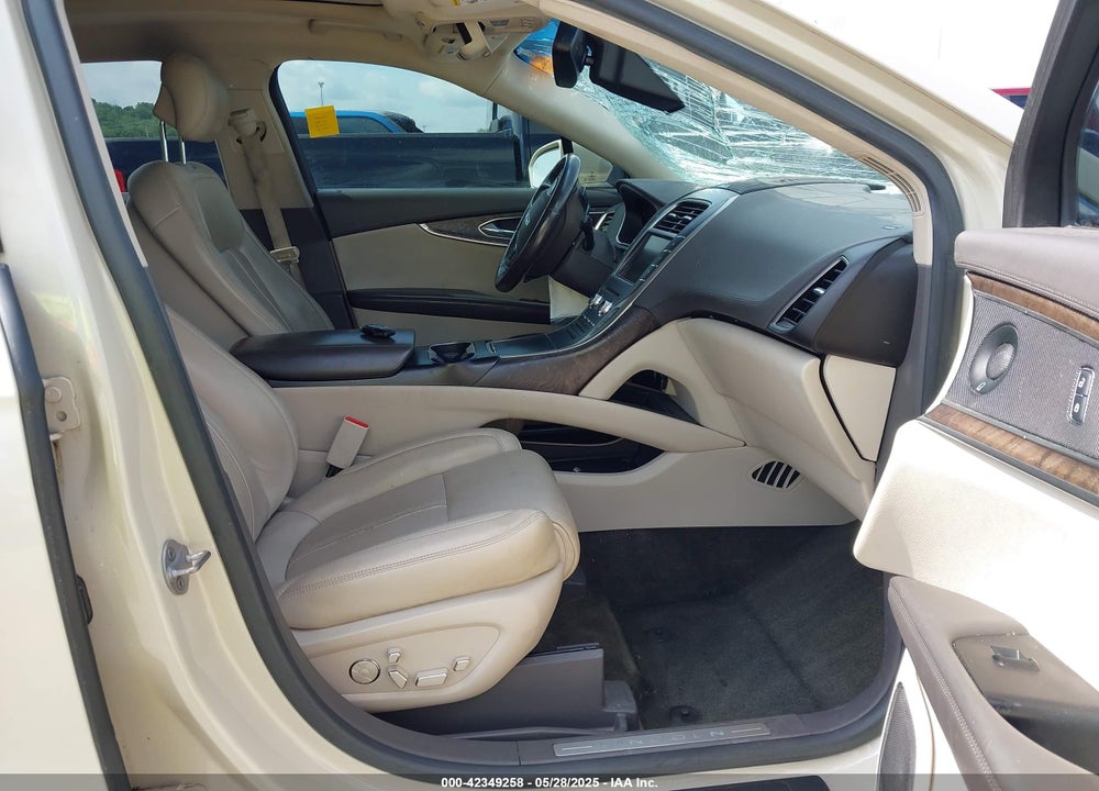 2016 LINCOLN MKX RESERVE VIN: 2LMPJ6LR1GBL22857