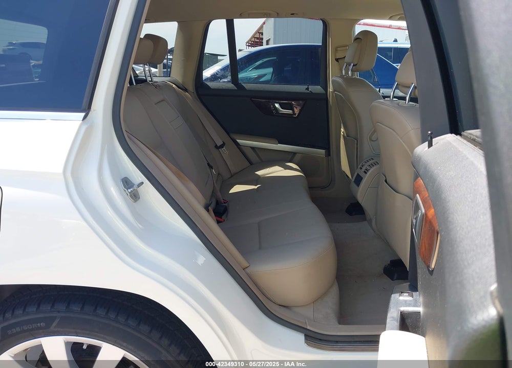 2012 MERCEDES-BENZ GLK-CLASS VIN: WDCGG5GB3CF937077