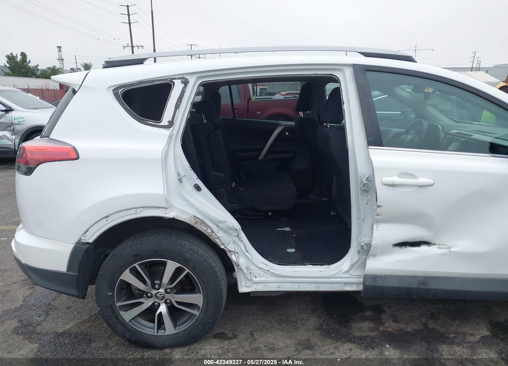 2018 TOYOTA RAV4 VIN: 2T3RFREV8JW742478