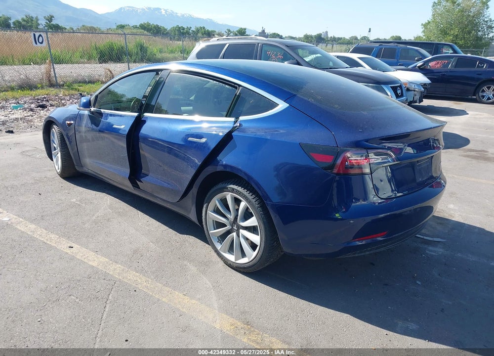 2018 TESLA MODEL 3 VIN: 5YJ3E1EB2JF112106