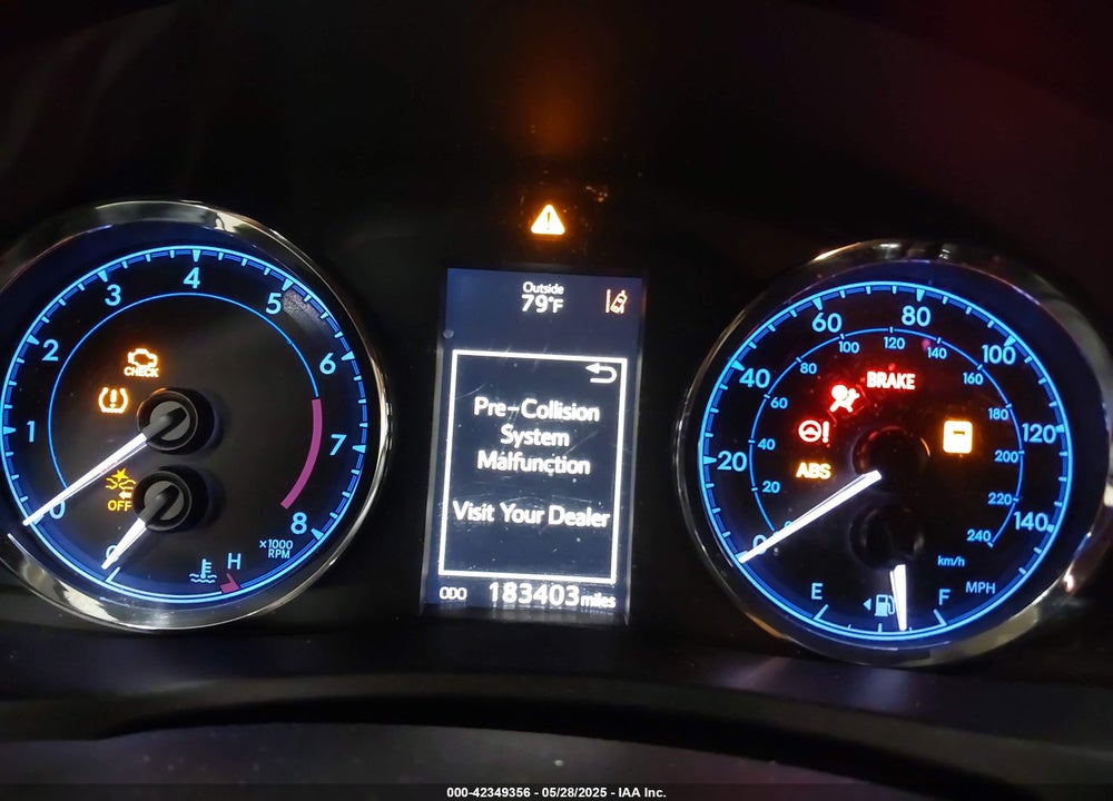 2018 TOYOTA COROLLA SE VIN: 2T1BURHE1JC994778