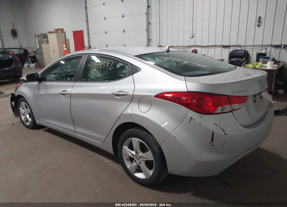 2013 HYUNDAI ELANTRA VIN: 5NPDH4AE8DH210074