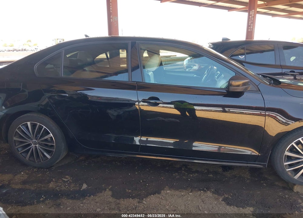 2016 VOLKSWAGEN JETTA 1.8T SPORT VIN: 3VWD17AJ7GM365178