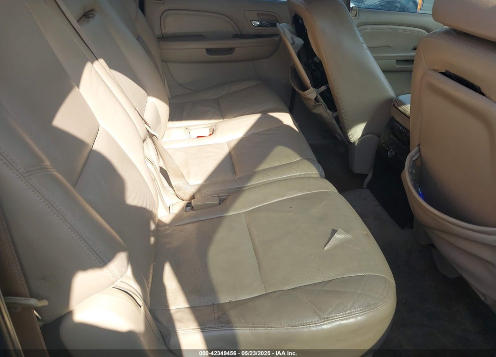 2009 CADILLAC ESCALADE ESV STANDARD VIN: 1GYFK26279R270175