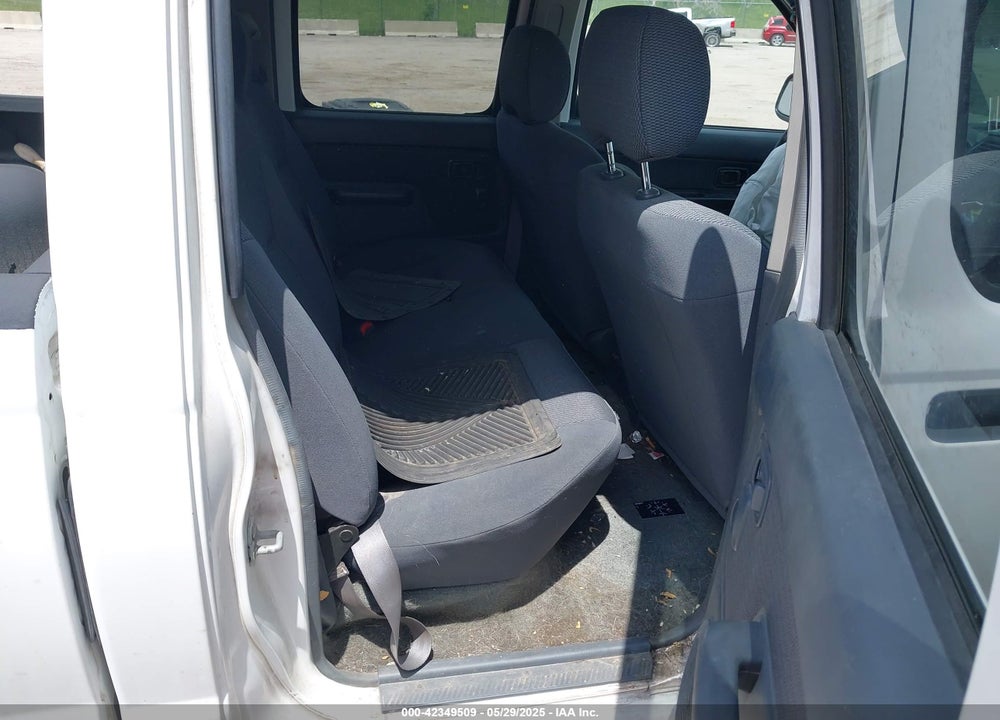 2003 NISSAN FRONTIER XE-V6 VIN: 1N6ED29Y83C451126