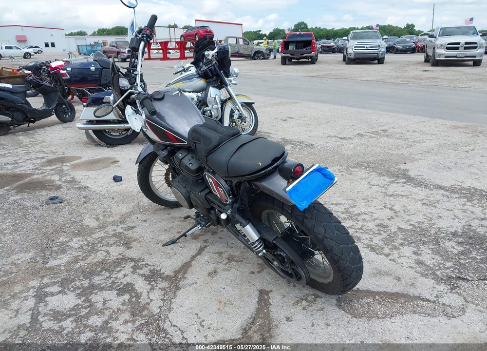 2017 YAMAHA SCR950 VIN: JYAVN08E1HA001277