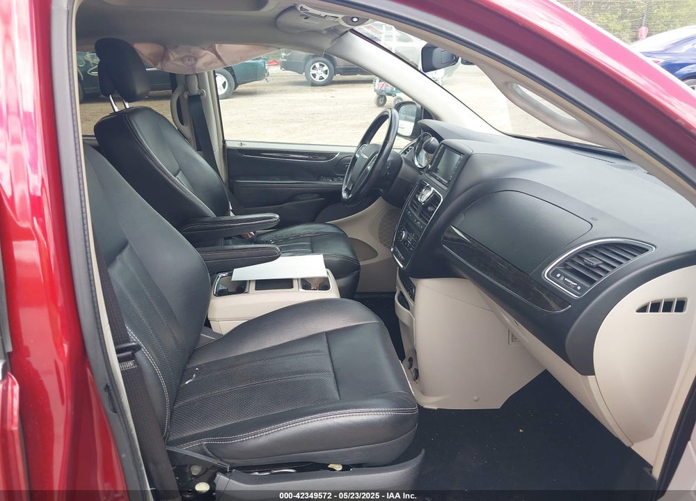 2012 CHRYSLER TOWN & COUNTRY TOURING-L VIN: 2C4RC1CG4CR136624
