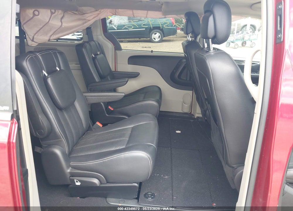 2012 CHRYSLER TOWN & COUNTRY TOURING-L VIN: 2C4RC1CG4CR136624