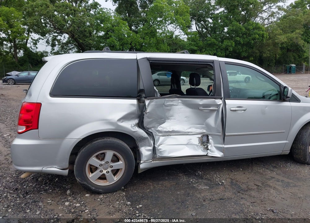 2012 DODGE GRAND CARAVAN VIN: 2C4RDGCG4CR121721