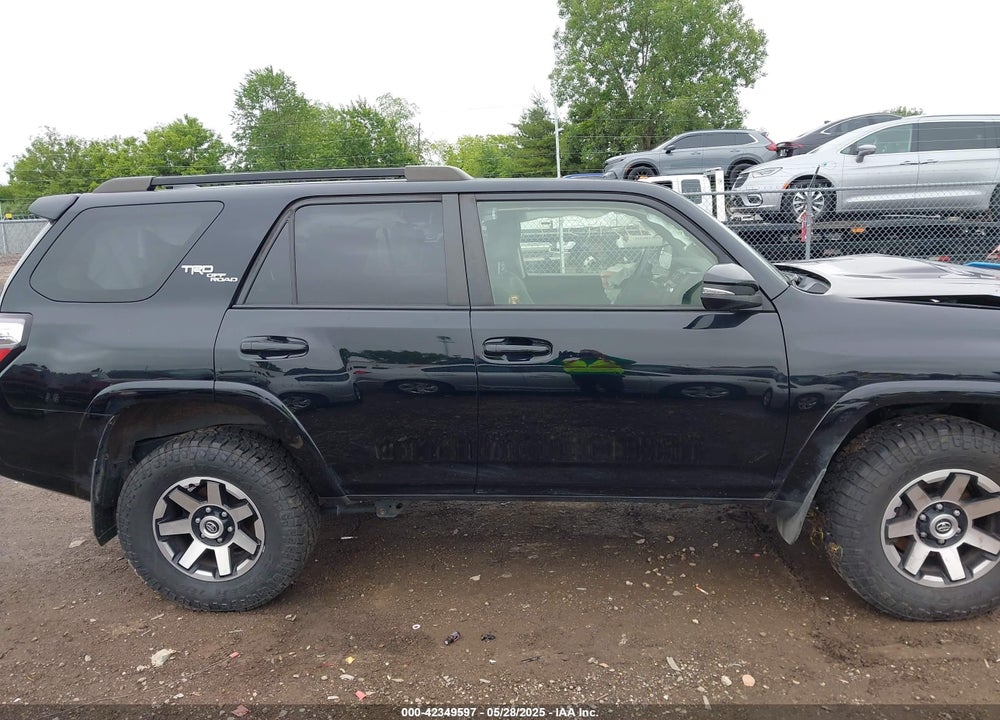 2019 TOYOTA 4RUNNER TRD OFF ROAD PREMIUM VIN: JTEBU5JR5K5622909