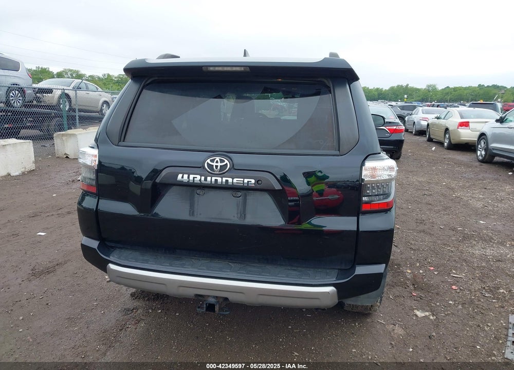 2019 TOYOTA 4RUNNER TRD OFF ROAD PREMIUM VIN: JTEBU5JR5K5622909