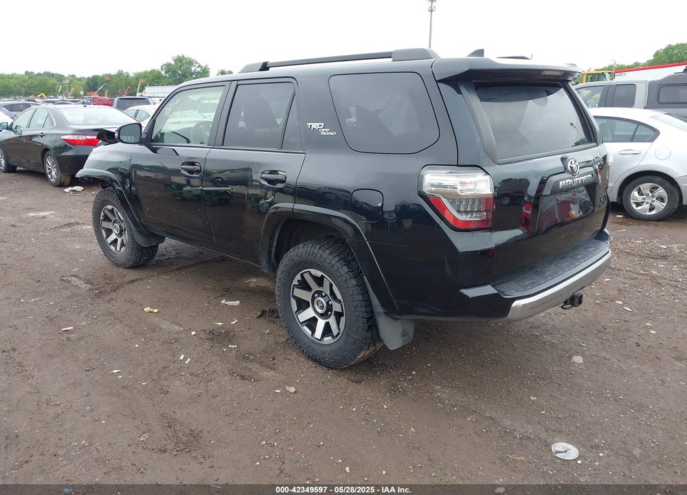2019 TOYOTA 4RUNNER TRD OFF ROAD PREMIUM VIN: JTEBU5JR5K5622909