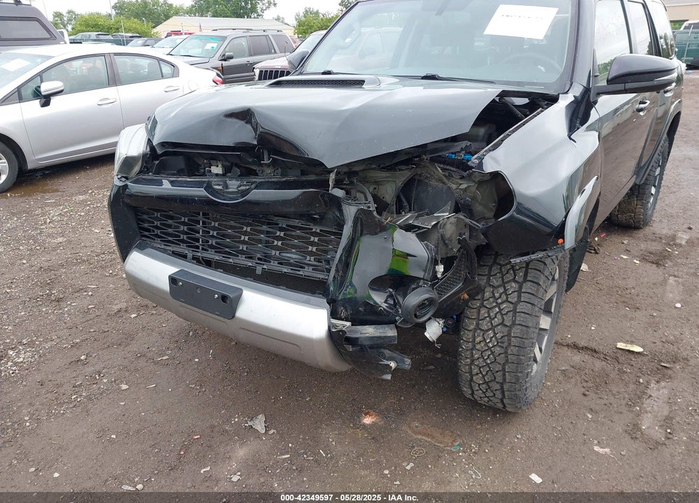 2019 TOYOTA 4RUNNER TRD OFF ROAD PREMIUM VIN: JTEBU5JR5K5622909