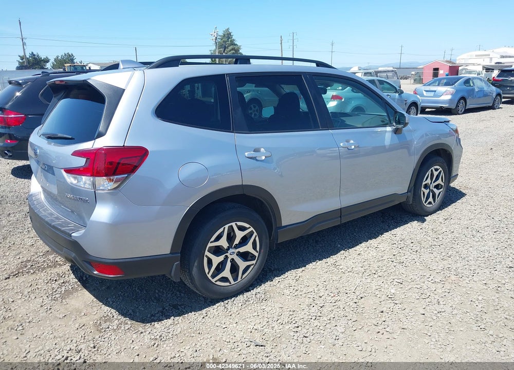2021 SUBARU FORESTER VIN: JF2SKAJCXMH414557