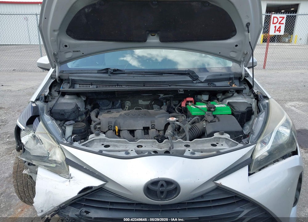 2018 TOYOTA YARIS L/LE/SE VIN: VNKKTUD37JA094442