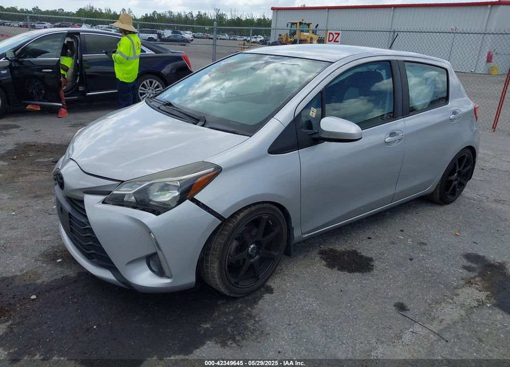 2018 TOYOTA YARIS L/LE/SE VIN: VNKKTUD37JA094442