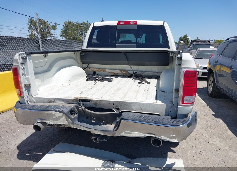 2016 RAM 1500 VIN: 1C6RR7NM6GS235302