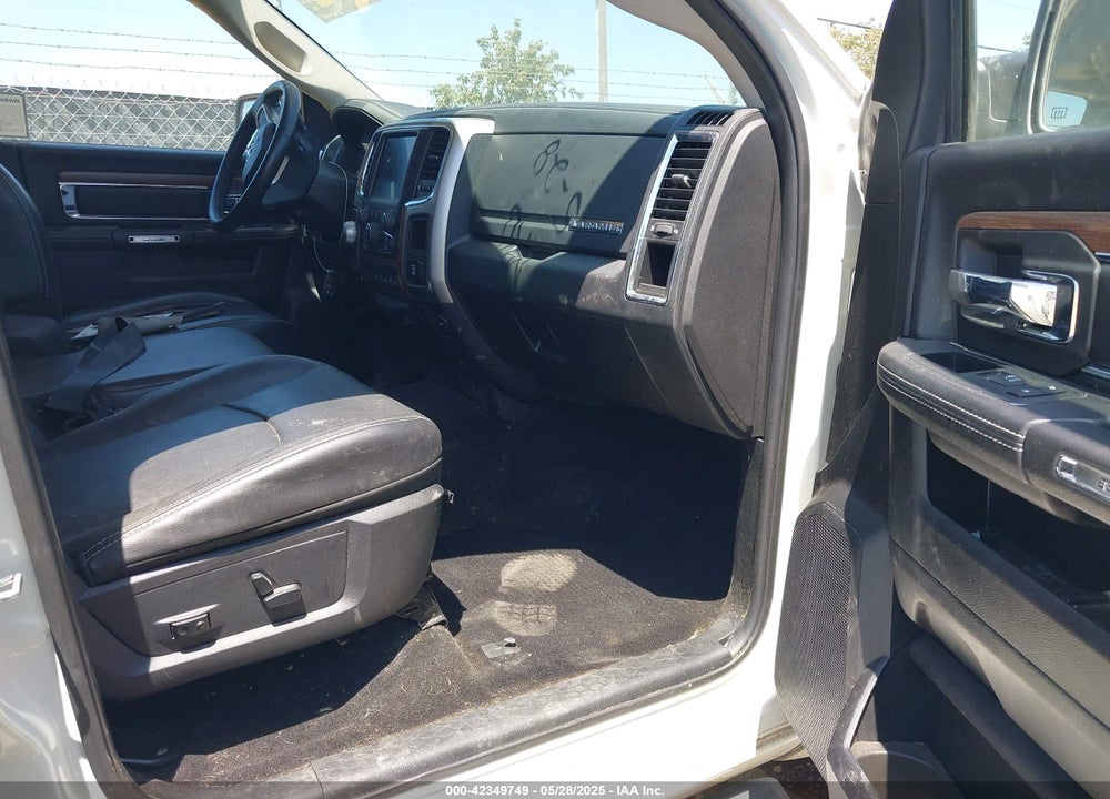 2016 RAM 1500 VIN: 1C6RR7NM6GS235302
