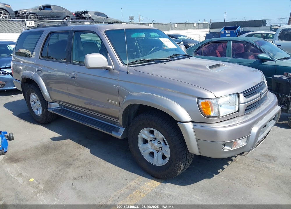 2002 TOYOTA 4RUNNER SR5 V6 VIN: JT3GN86R820251666