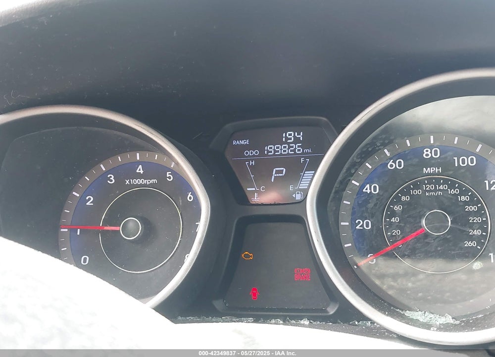 2013 HYUNDAI ELANTRA VIN: KMHDH6AE2DU018923