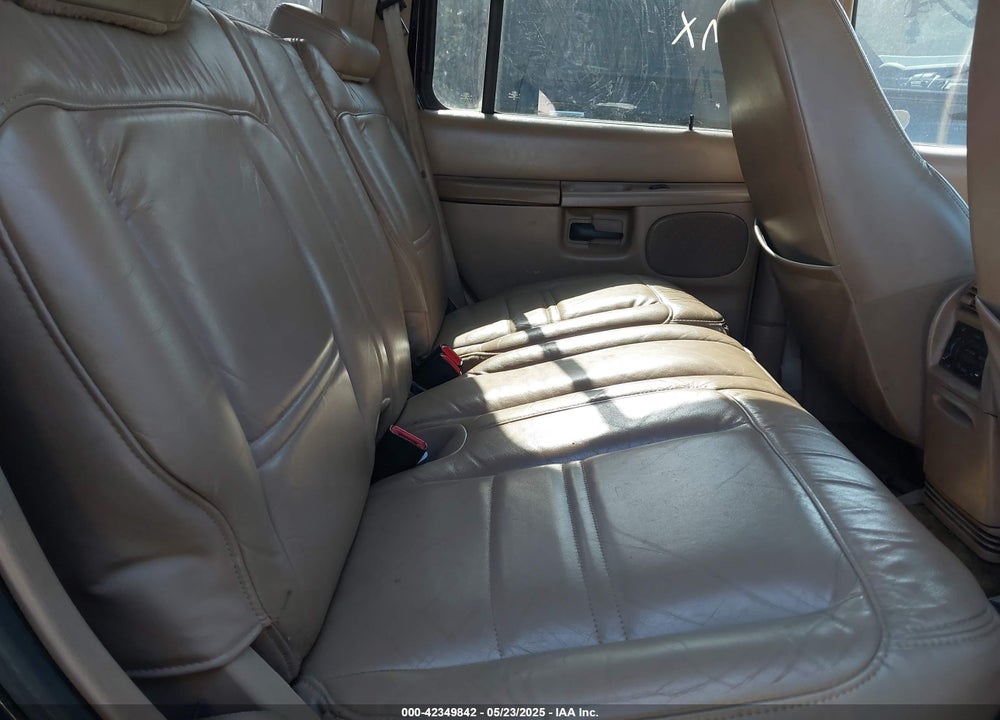 2000 FORD EXPLORER EDDIE BAUER VIN: 1FMZU64P1YUB62533