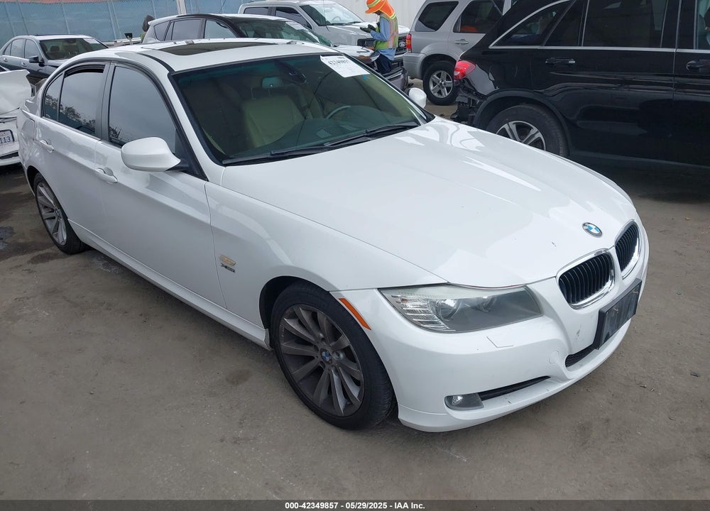 2011 BMW 328I XDRIVE VIN: WBAPK7C56BA972057