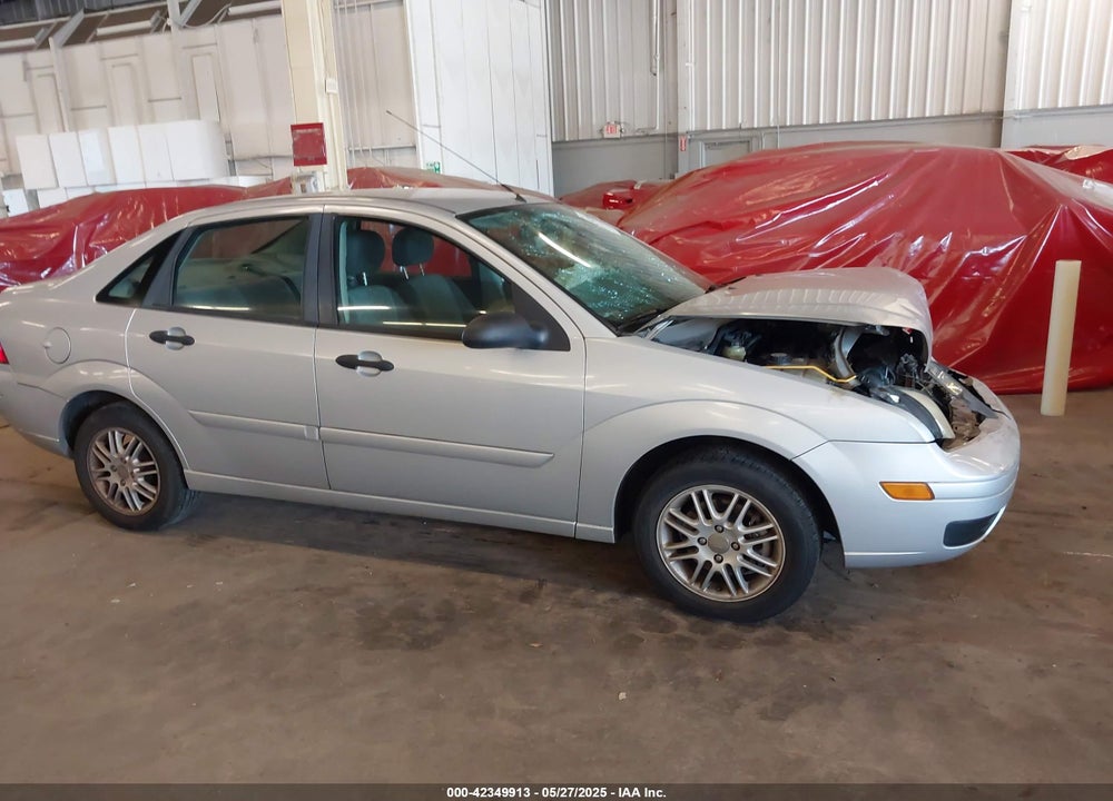 2005 FORD FOCUS ZX4 VIN: 1FAFP34N85W224267