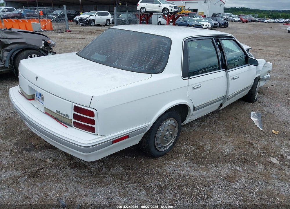 1993 OLDSMOBILE CUTLASS CIERA S VIN: 1G3AG54N2P6436908