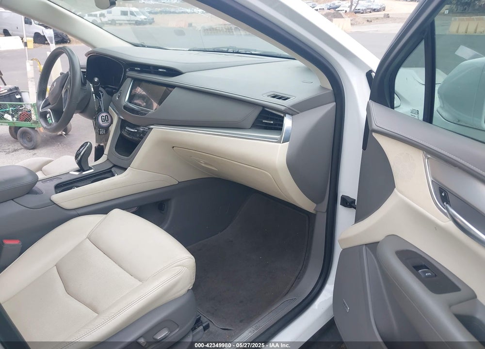 2017 CADILLAC XT5 VIN: 1GYKNCRS4HZ128145
