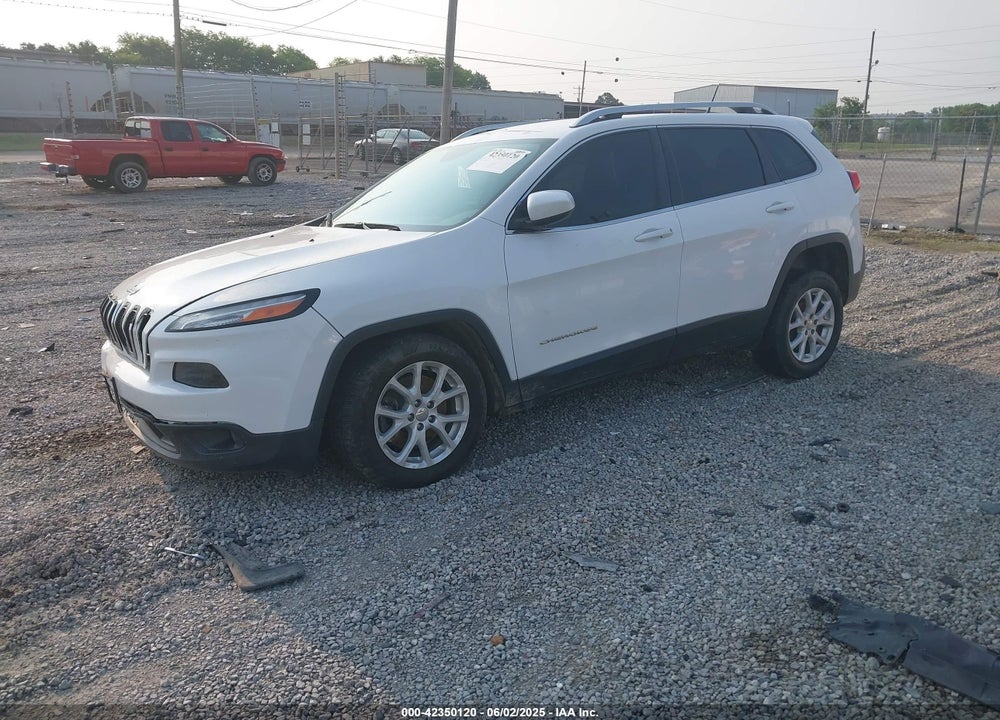 2018 JEEP CHEROKEE VIN: 1C4PJLCB3JD552189