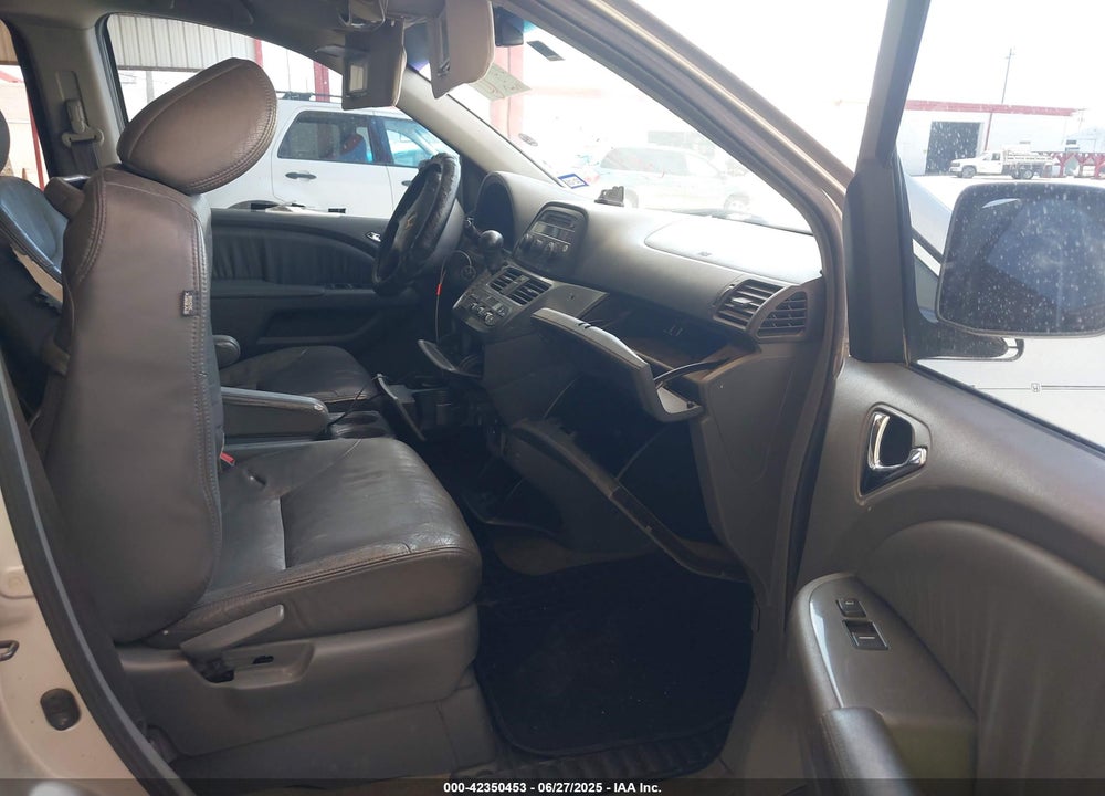 2005 HONDA ODYSSEY EX-L VIN: 5FNRL38695B411320
