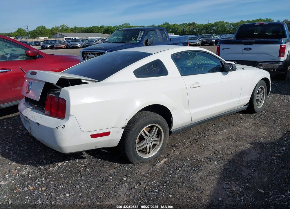 2005 FORD MUSTANG V6 DELUXE/V6 PREMIUM VIN: 1ZVFT80N855137237