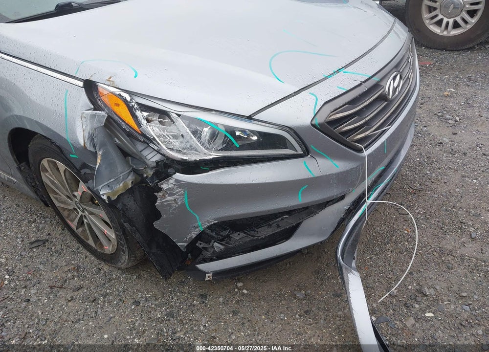 2015 HYUNDAI SONATA VIN: 5NPE34AF0FH177392