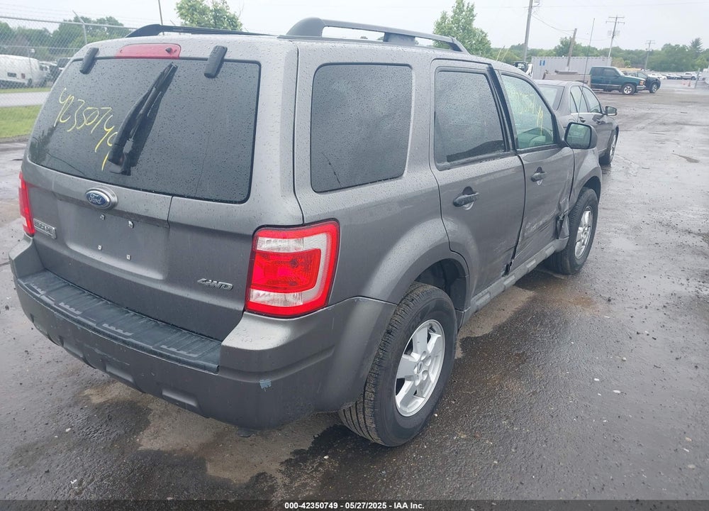 2009 FORD ESCAPE XLT VIN: 1FMCU93G69KB62260