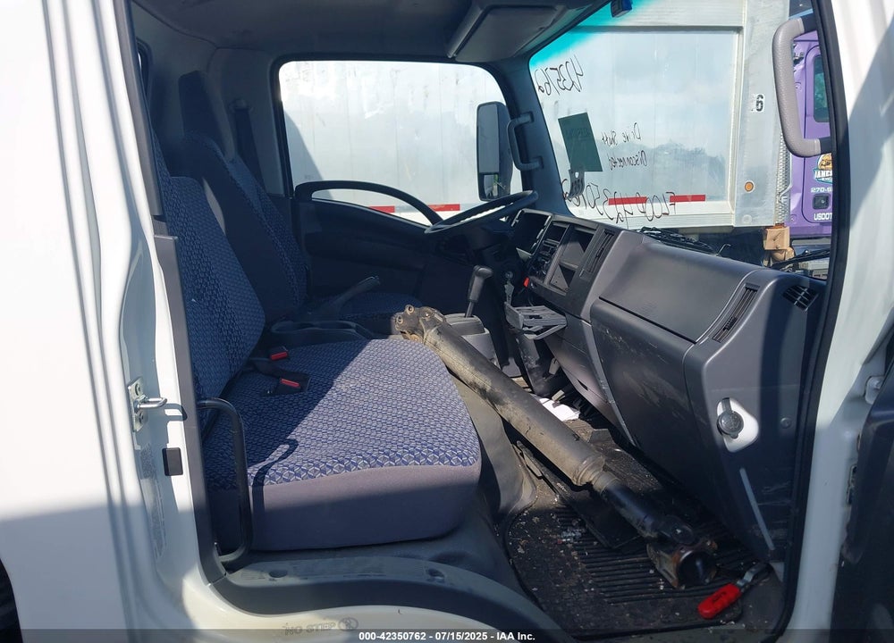 2025 ISUZU NPR HD VIN: 54DC4W1D5SS201790