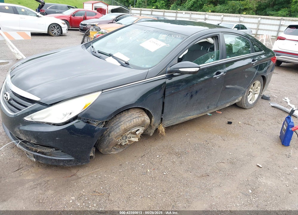 2014 HYUNDAI SONATA GLS VIN: 5NPEB4AC8EH812303