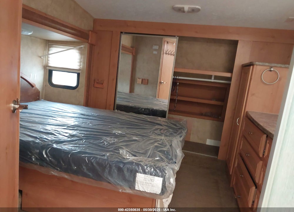 2008 KEYSTONE RAPTOR VIN: 4YDF361388R801373